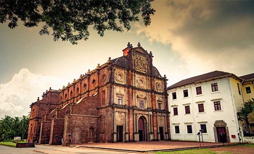 ieff Goa tour:Basilica Of Bom Jesus